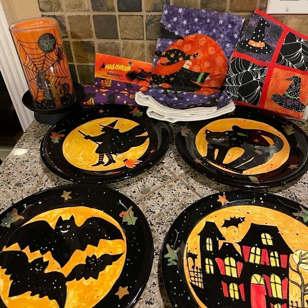 Certified International Halloween Bats Witch Haunted House Black Cat Plates +++